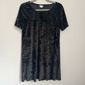 POL Black Velvet Shift Dress